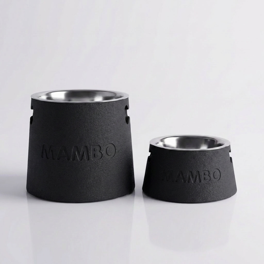 Mambo dubenėlis:Juoda